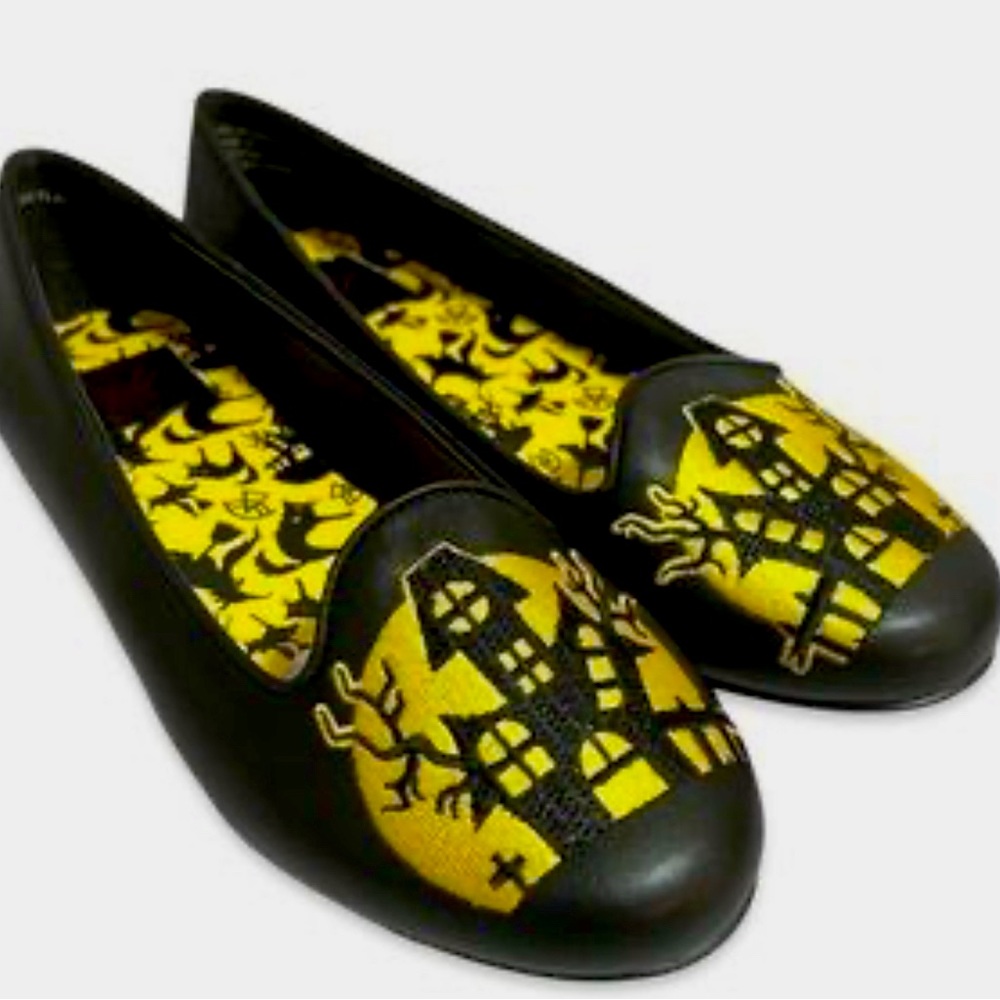 Strange Cult Haunted Mansion Black/Orange Flats